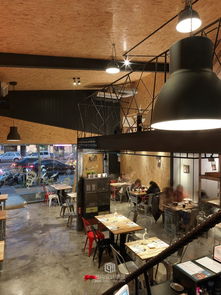 樹之披薩工廠公益店 子境設計下的餐飲空間，以Discuz驅動的創新餐飲管理
